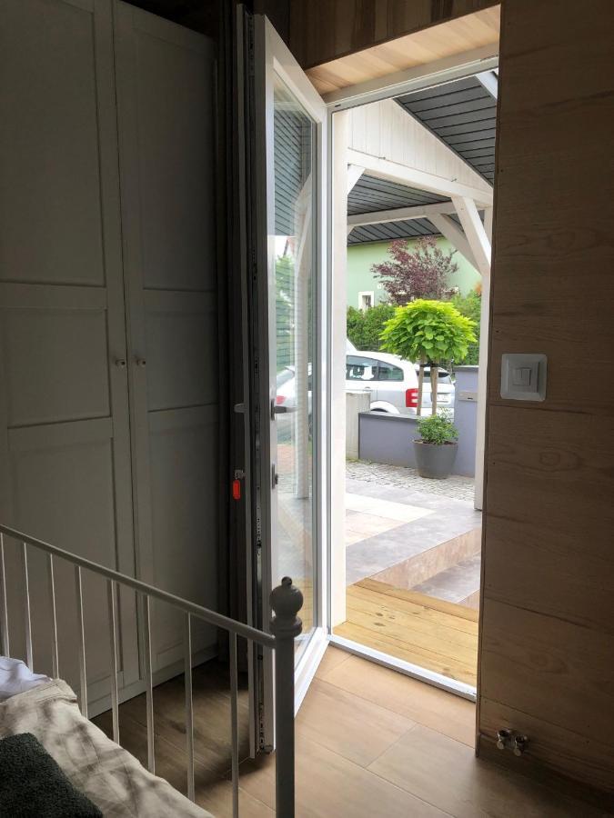 Pokoje Goscinne U Znajomej Ujście-Darłowskie Exteriör bild