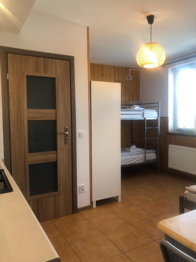 Pokoje Goscinne U Znajomej Ujście-Darłowskie Exteriör bild